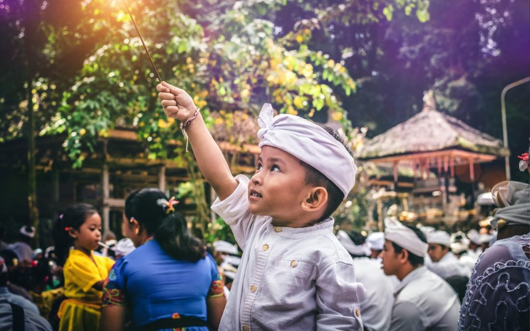 400 Words Essay Challenge Article – LEARN ENGLISH GRAMMAR ARTICLES (A, AN, THE)