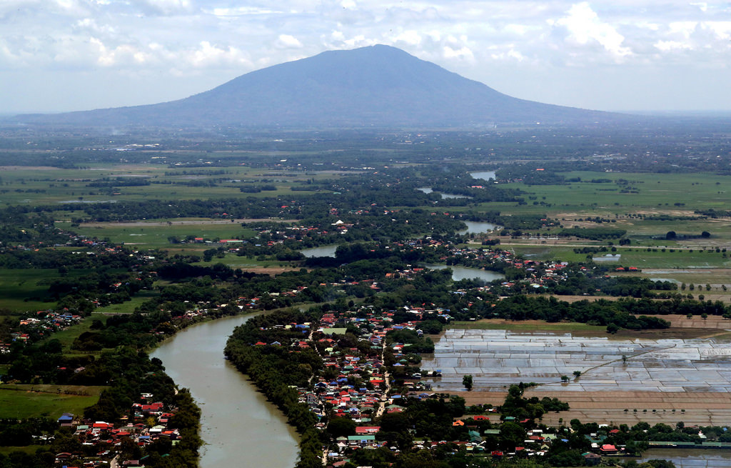 Welcome to Philippines The famous Mount Arayat