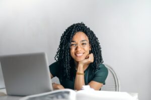 Chatsifieds easy english Girl watching youtube English lessons on her laptop